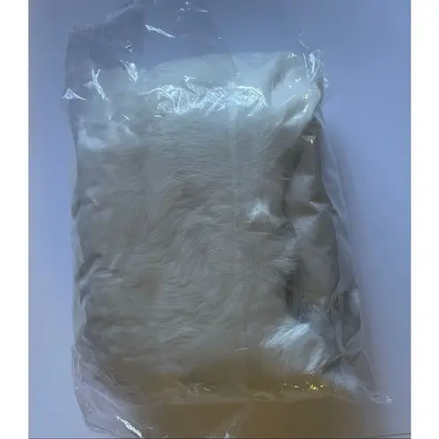 White Elegant Faux Fur Cuffed Sleeve Arm Warmers