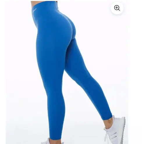 ECHT High Rise Seamless Range V3 Crop Leggings (Blue Horizon) - Large