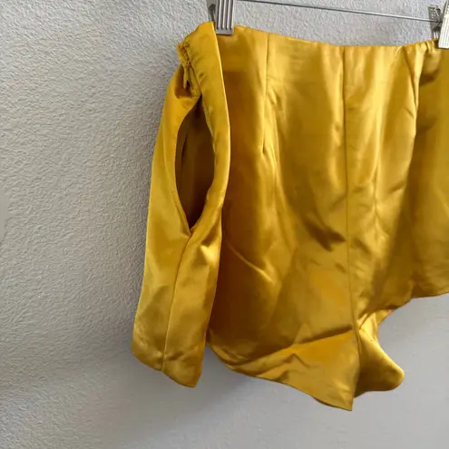 NEW For Love & Lemons Drew High Waist Micro Gold Satin Shorts Womens Size Small White