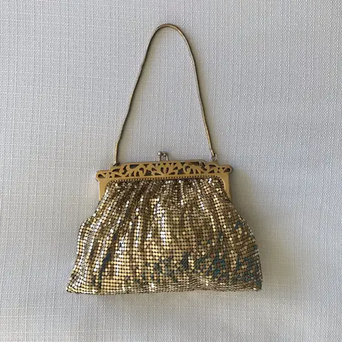 Whiting & Davis Gold Mesh Chain Kisslock Clutch Purse, Vintage