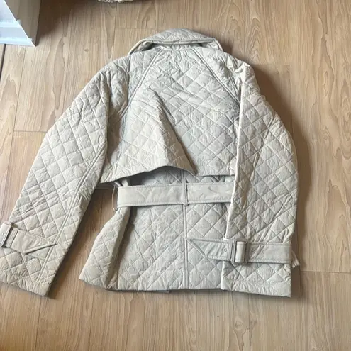 L'Academie by Marianna Abbey Jacket in Beige