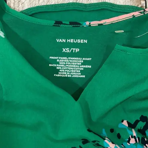 Van Heusen green floral short sleeve blouse XS