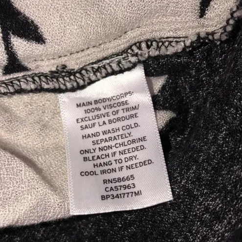 Sun & Shadow medium bell sleeve boho floral blouse