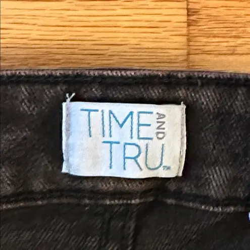 Time and Tru Chocolate Brown Barrel Jeans Sz 10
