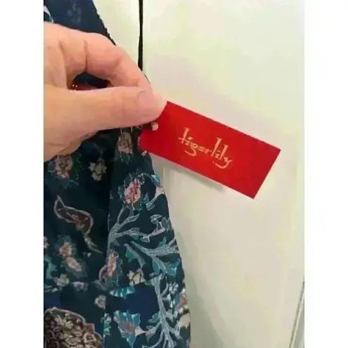 Tigerlily  Navy‎ Boho Print Halter Silk Dress size 2 NWT