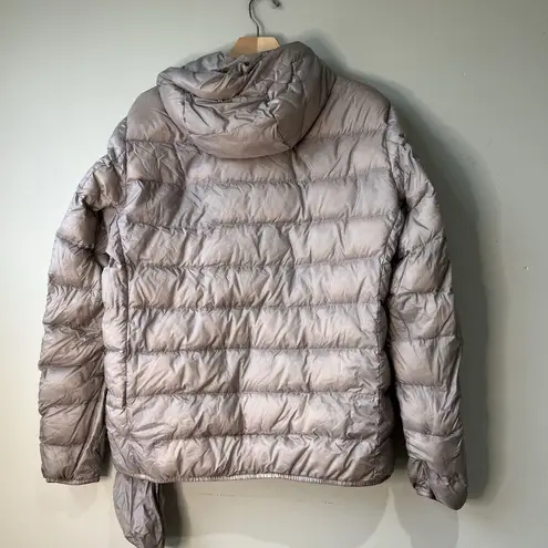 Uniqlo  Ultra Light Down Jacket Lightweight Packable Size Large