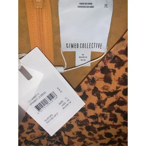 C/MEO COLLECTIVE Apparent Long Sleeve Dress With An All Over Abstract Animal Pri