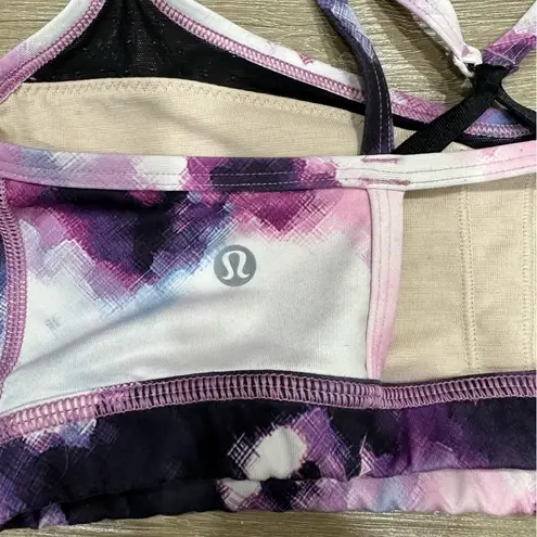 Lululemon EUC  Sweaty Endeavor Blooming Pixie Sport Bra size 6