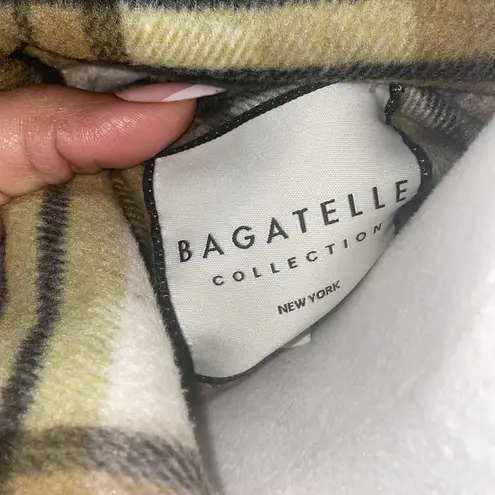 Bagatelle NWT Green and Cream Utility Cropped Jacket