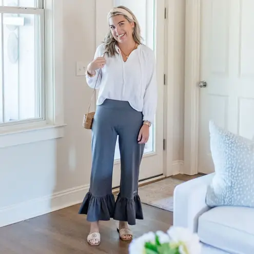 Matilda Jane Blue Big Ruffle Pants Sz.S