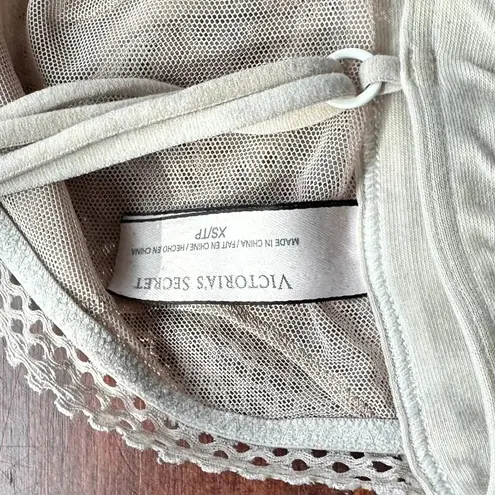 Victoria's Secret Set of 2 Strappy Lace Bra Bralette - XS