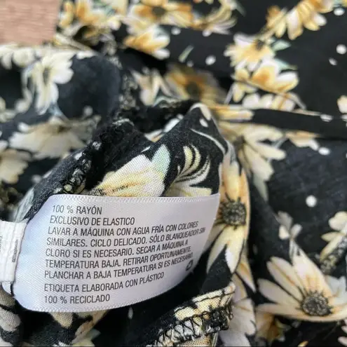 Wild Fable  Women's Floral Print Strappy Button Front Jumpsuit Daisy Print Size S