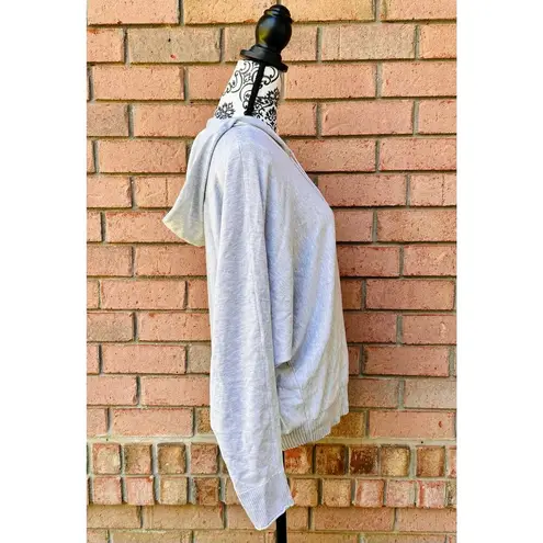 Cyrus NWT Light Gray Hoodie Sweater Size XL