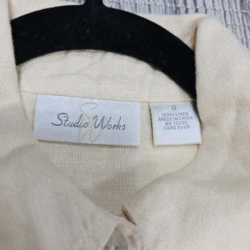 Studio Works  Shirt Womens Small 100% Linen Pale Peach Mother of Pearl Buttons Up