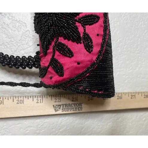 Vintage Glass Beaded Red Black Floral Crossbody Purse Bag Clutch‎ Party Cruise