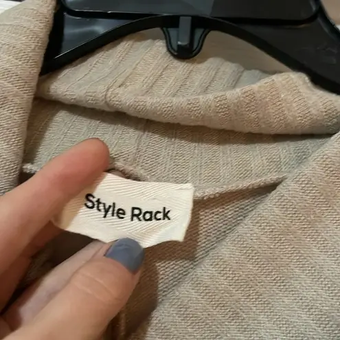 Style Rack crowl neck beige button detail sweater top