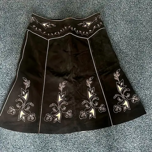 Josephine suede embroidered size 12 Euc Black Embellished A-Line Skirt lined