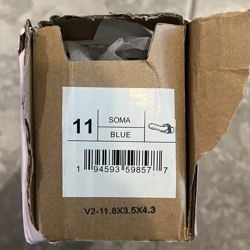 Journee Collection Journée Collection Sandals in Soma Blue, Size 11 New in Box w/Dust Bag