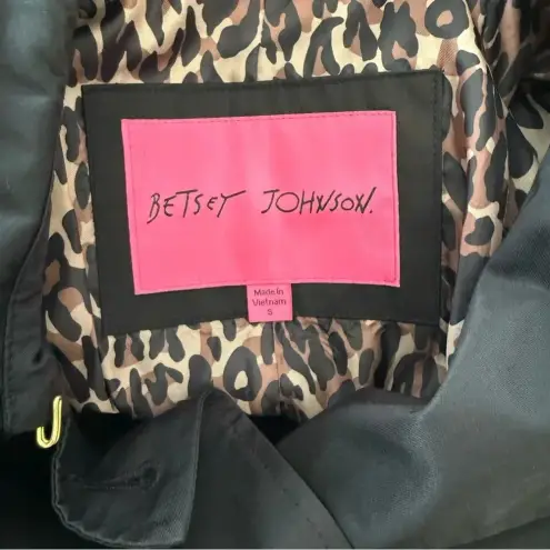 Betsey Johnson  Black Cape Poncho‎ Size Small