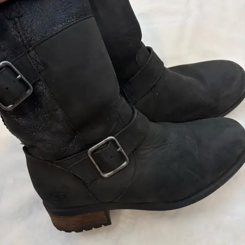 UGG  Oregon Avalahn Double Buckle Women's Black Shearling Suede Boots Size 7