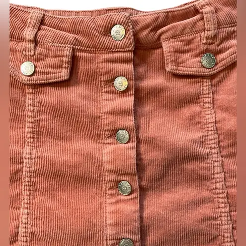 Hot Kiss Y2K Mini Skirt. Corduroy. Pink/Rose Button front. Women’s / Juniors