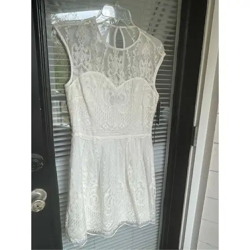 NWT Dolce Vita Kloey Silk Embroidery Dress Ivory Sz S. Formal Bridal cocktail