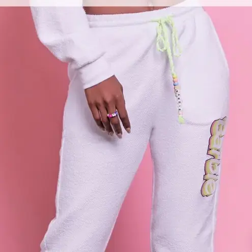 ⭐️NEW⭐️ BEADED WHITE BARBIE GRAPHIC JOGGERS Size M