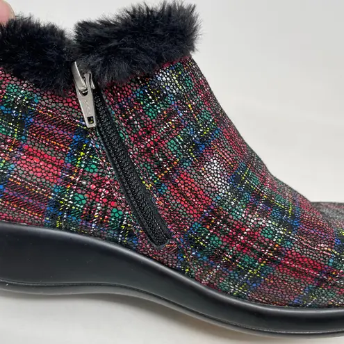 Alegria Meri Tartan Plaid Faux Fur Water Resistant Leather Booties 38 W 8 8.5 W