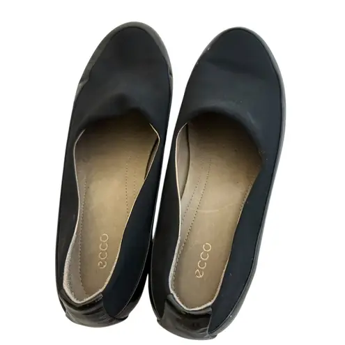 Ecco Black Comfort Flats Patent Textile Stretch Pull