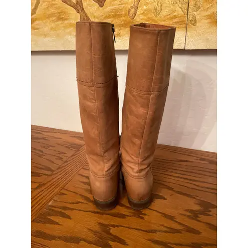 J.Crew tall leather riding boots zip up size 7 1/2 color is tan