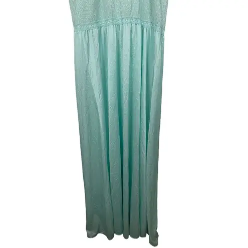 Vanity Fair Vintage Nightgown Medium Blue Plunge Lace Stretch Full Length Sexy