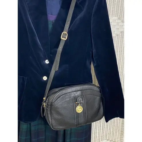 Etienne Aigner Vintage Black Leather Crossbody Bag Gold Medallion 80s 90s