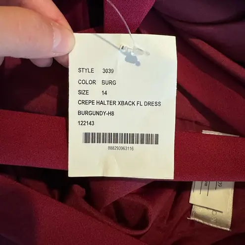 DESSY COLLECTION Cutaway Shoulder Crepe Column Gown Halter Criss Cross Back 14 Red