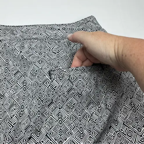 Coral Bay Golf Womens Size 10 Black White Skort Three Pockets Athletic Active