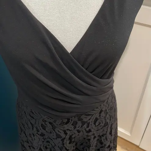 Isaac Mizrahi black cocktail dress 👗
