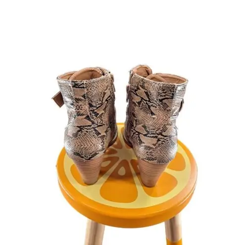 Coconuts by Matisse Snake Print Buckle / Zip Boots Wo Size 9