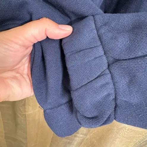 TAVI Noir Navy Blue Thick Warm Studio To Street Full