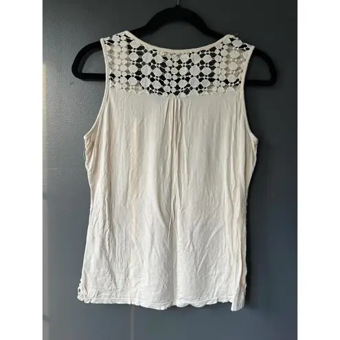 Solitaire Crochet Lace Tank Top - Elegant Beige Sleeveless Blouse