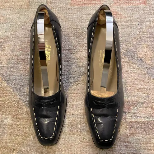Salvatore Ferragamo Dark Navy Vintage Stitched Close Toed Pumps