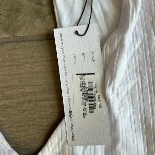 Sundays Sndys. Sage top in white