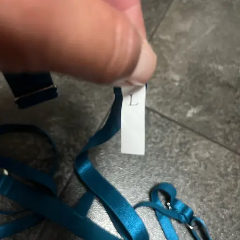 New! Beautiful Teal Heart Garter Belt with Leg Harness Blue Size L - Image 3