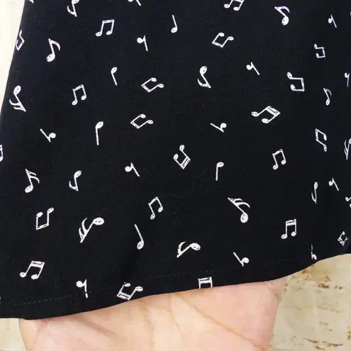 Hot Topic  Music Notes Oversized Crop Button-Up Top Womens Black Goth Rock Grunge