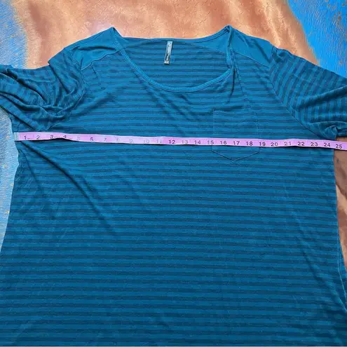 Kuhl  Blue Striped Roll Cuff t shirt 3X