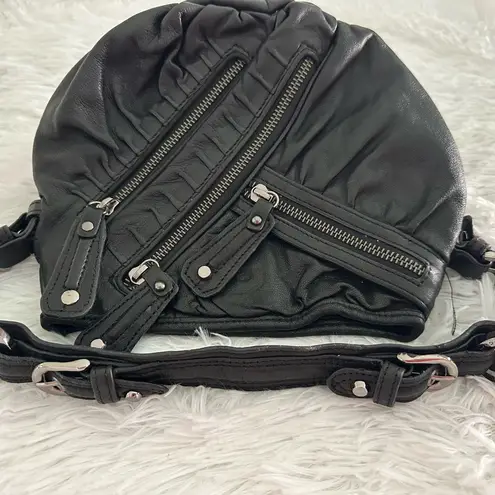 Drake Junior Black Leather Zipper Shoulder Bag
