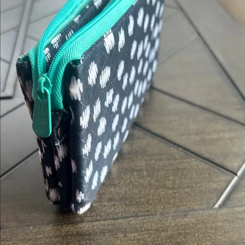 Thirty One set of retired colorful wristlets zipper pouches ladies vary you Pink