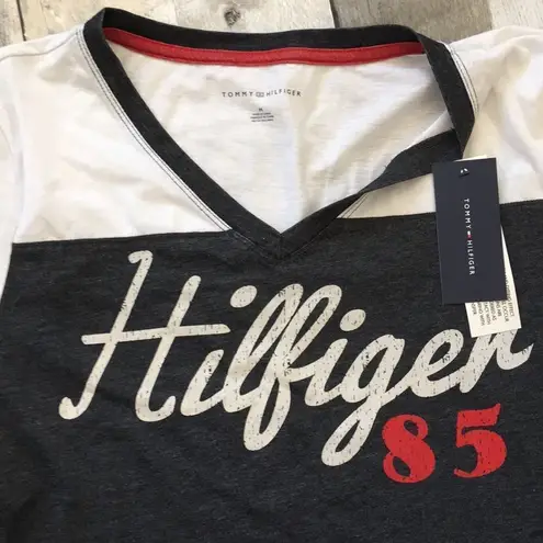 Tommy Hilfiger short sleeve logo blue white top M Size M