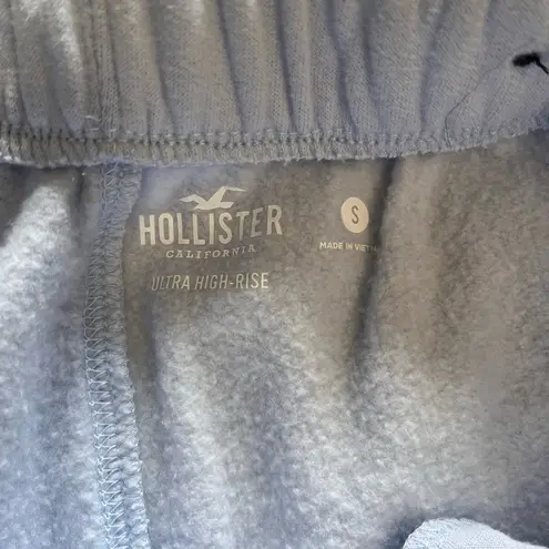 Hollister  Ultra High Rise Women’s Joggers Sweatpants Light Blue Sz Small EUC