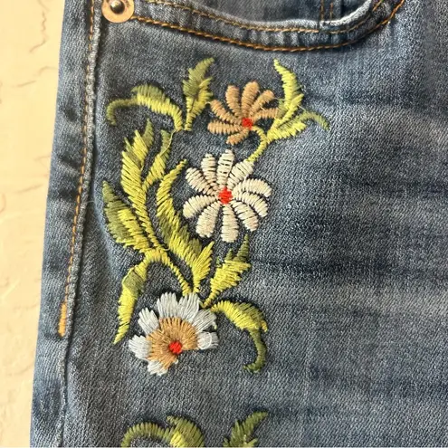 Driftwood Jeans Marilyn floral embroidered jeans size 26