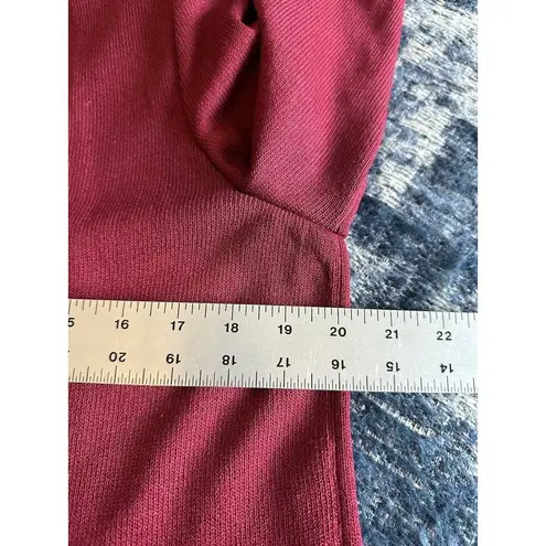 Brownstone Studio NewYork Cardigan Sweater & Pleat Skirt