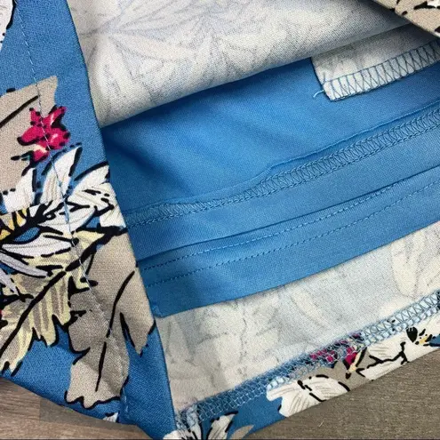 Very J Maui Sunrise Floral Print Flat Front Shorts Large Blue